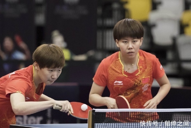 在控球与地 在控球与地